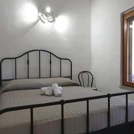 Aria Di Vacanza - Capo Ceraso - Bunte Apartment Murta Maria