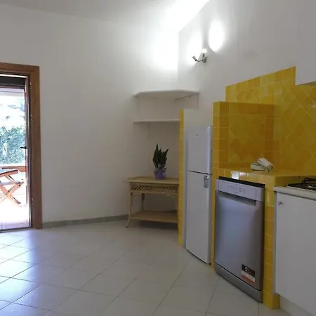 Aria Di Vacanza - Capo Ceraso - Bunte Apartment Murta Maria